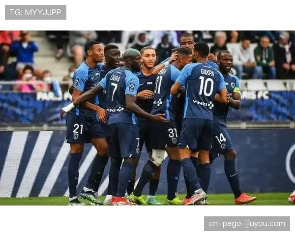 南特客场一比二不敌巴黎FC 进攻端组织乏力难以形成威胁